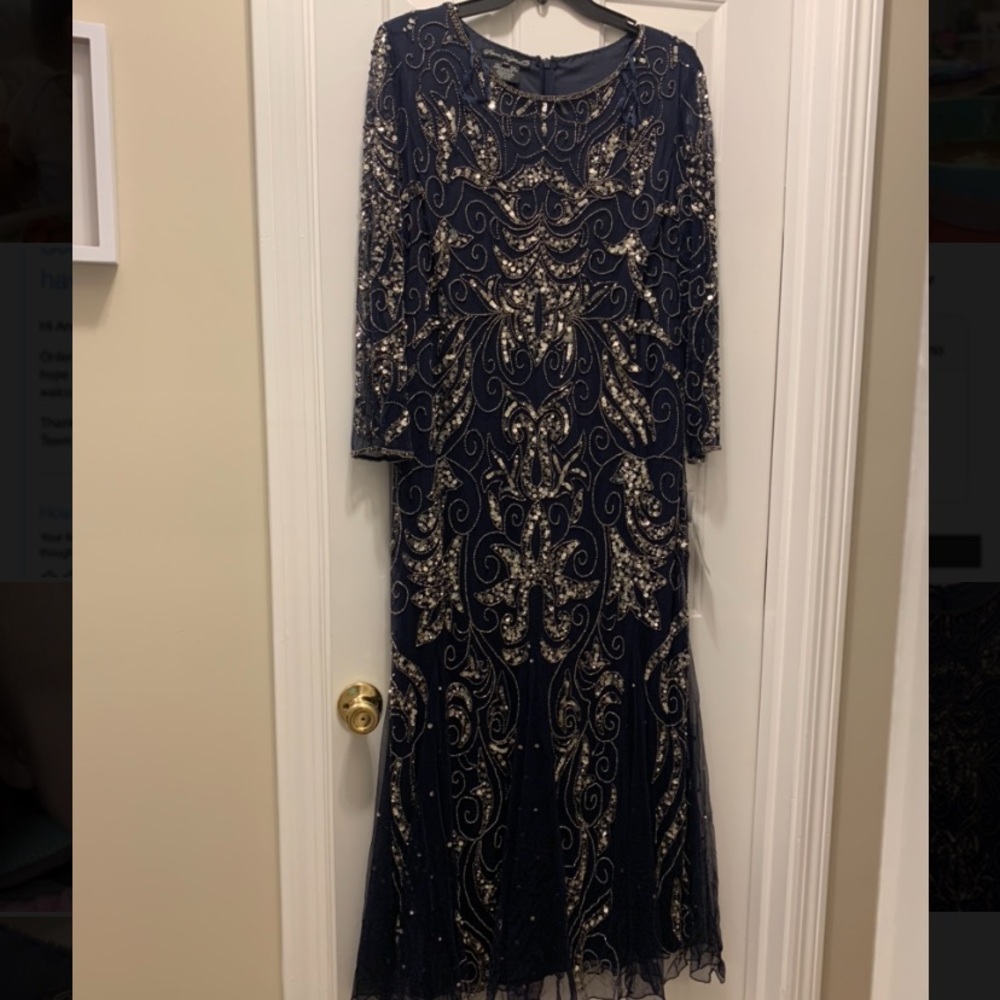 Pisarro Nights embellished 3/4 sleeve gown, Navy